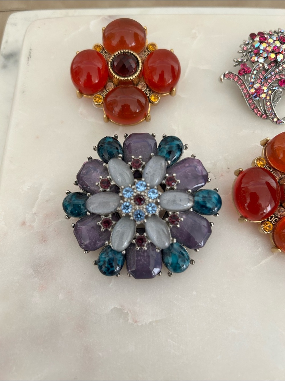 Brooch bundle - Picture 2 of 7